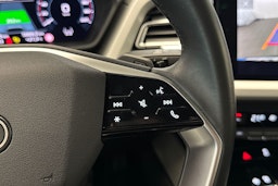 musta Audi Q4 e-tron 2022 kuva 29.