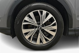harmaa Audi Q4 e-tron 2022 kuva 11.