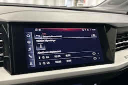harmaa Audi Q4 e-tron 2022 kuva 31.