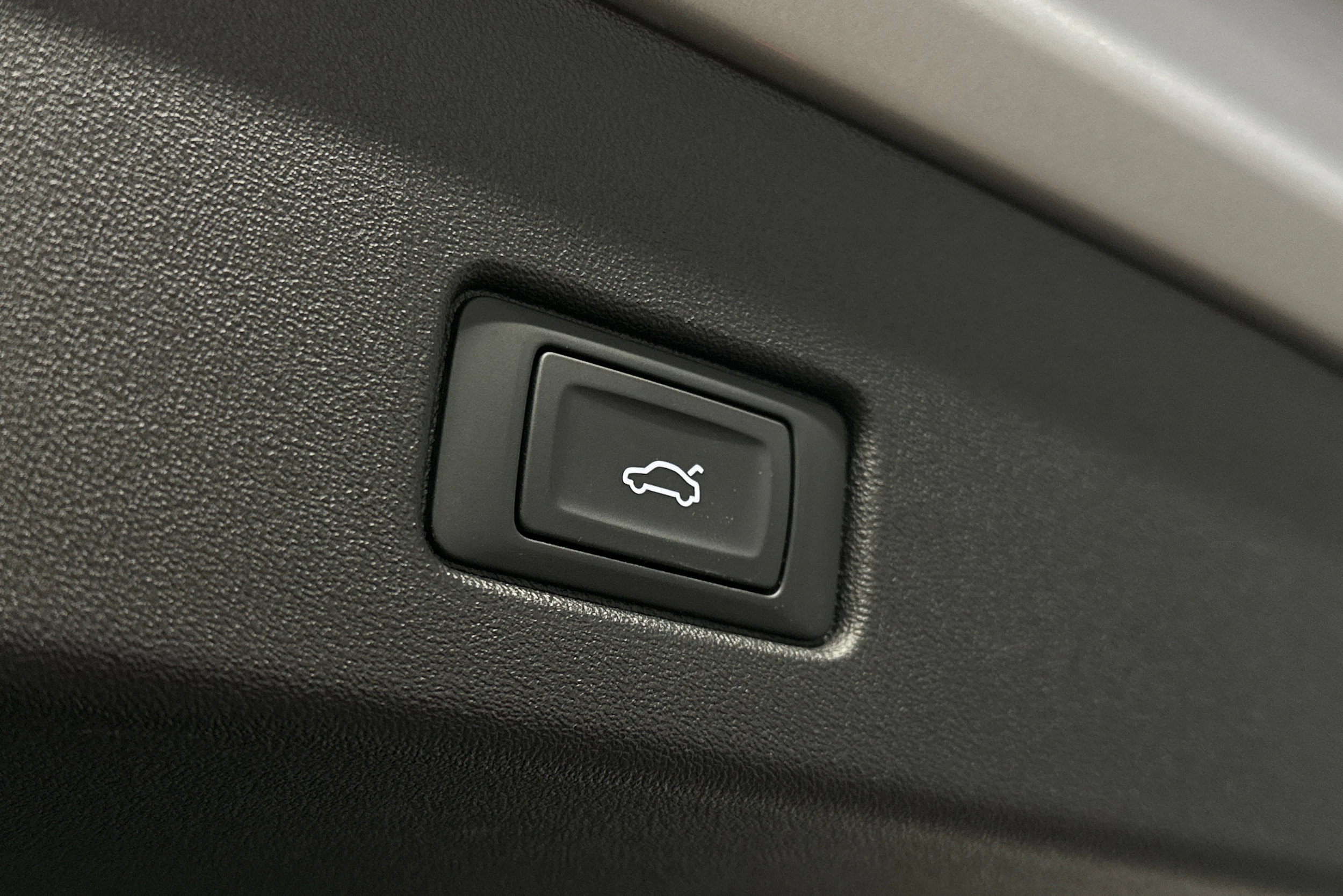 hopea Audi Q4 e-tron 2022 kuva 16.