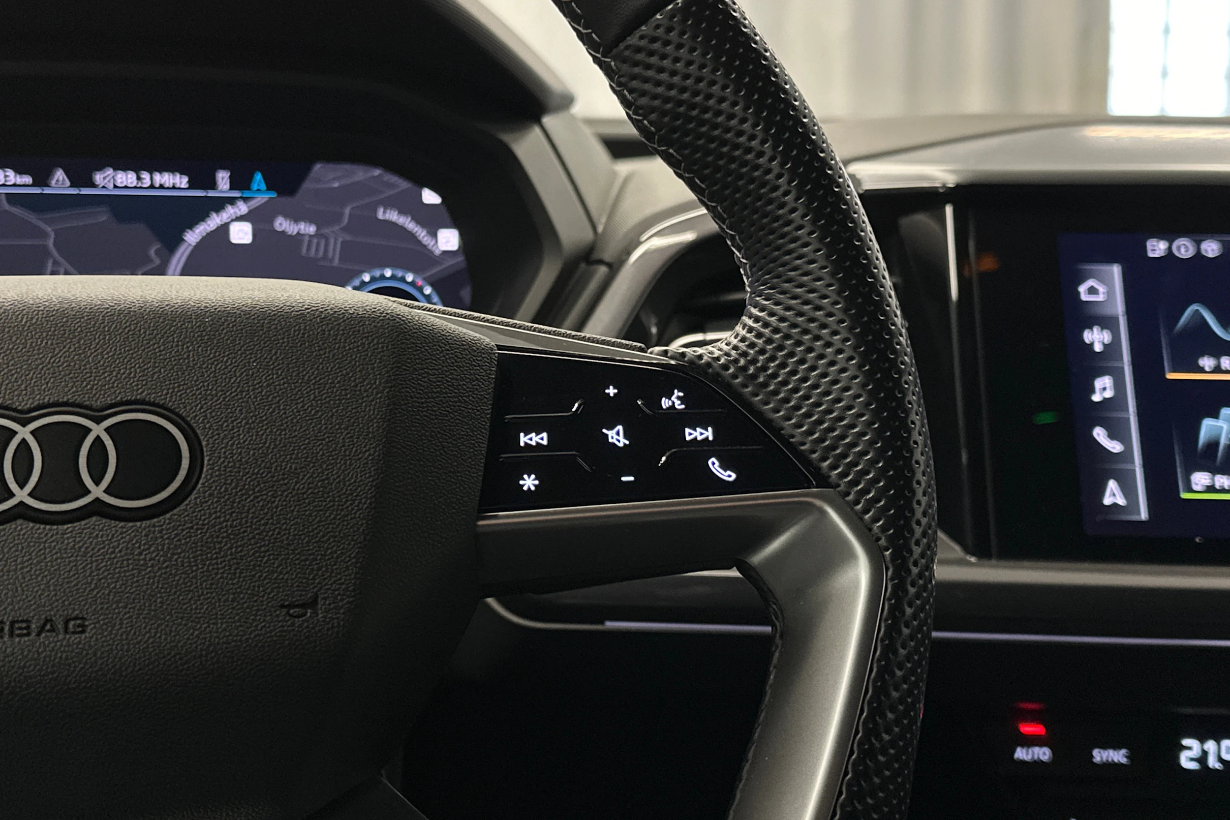 hopea Audi Q4 e-tron 2022 kuva 21.