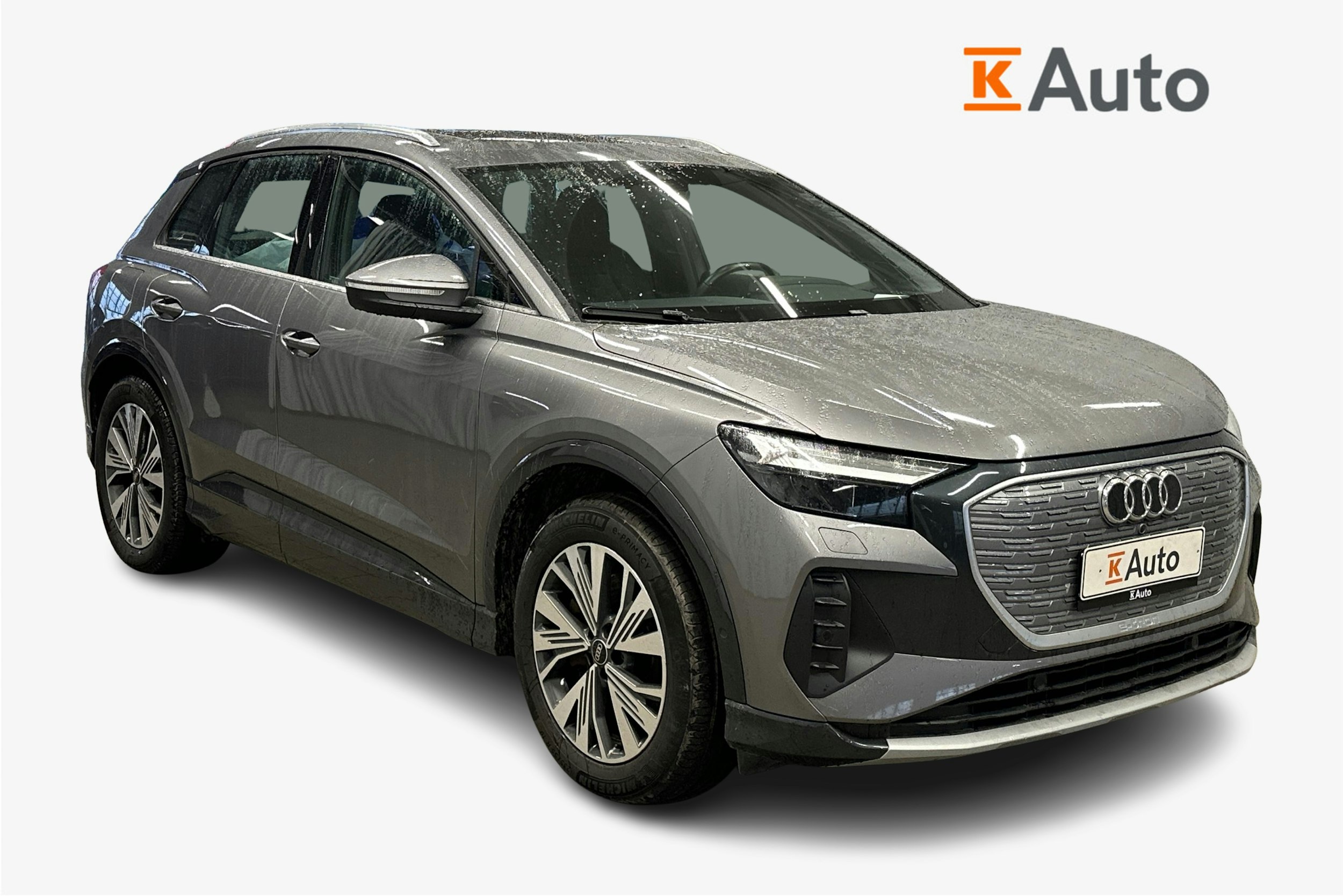 harmaa Audi Q4 e-tron 2023 kuva 1.