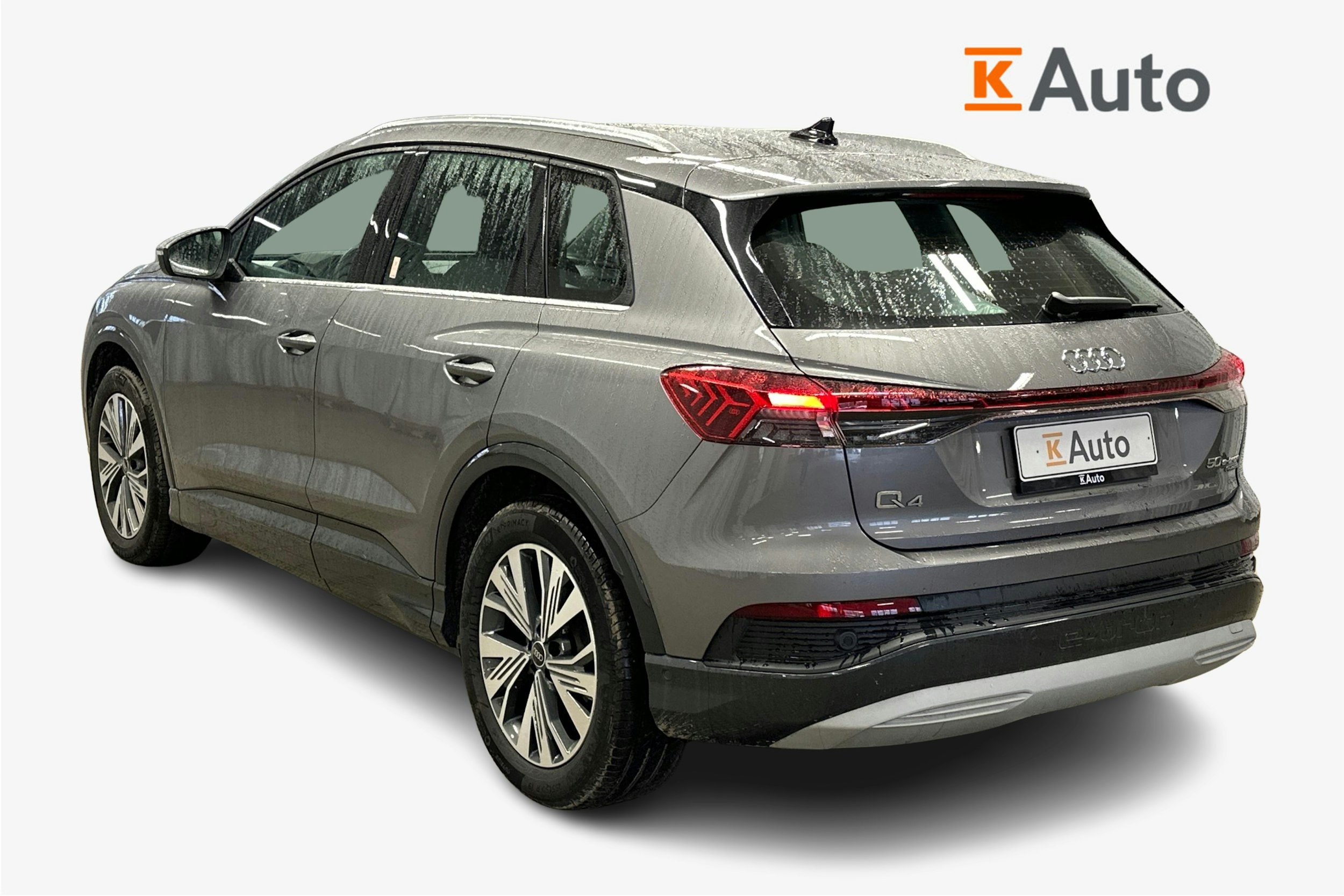 harmaa Audi Q4 e-tron 2023 kuva 2.