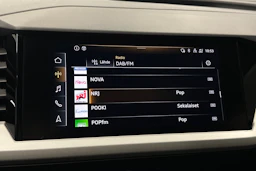 harmaa Audi Q4 e-tron 2023 kuva 19.