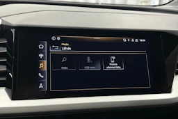 harmaa Audi Q4 e-tron 2023 kuva 20.