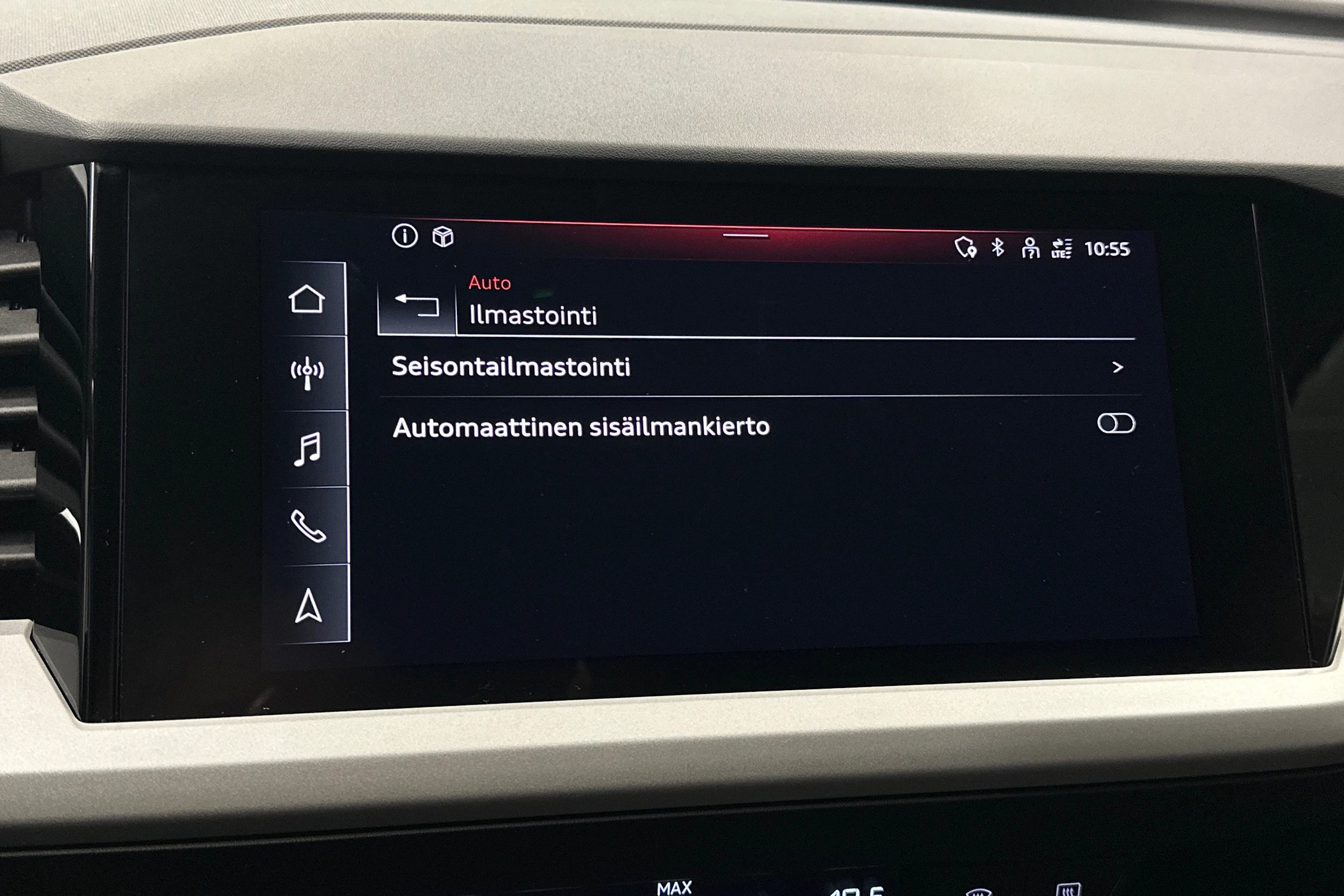 harmaa Audi Q4 e-tron 2023 kuva 25.