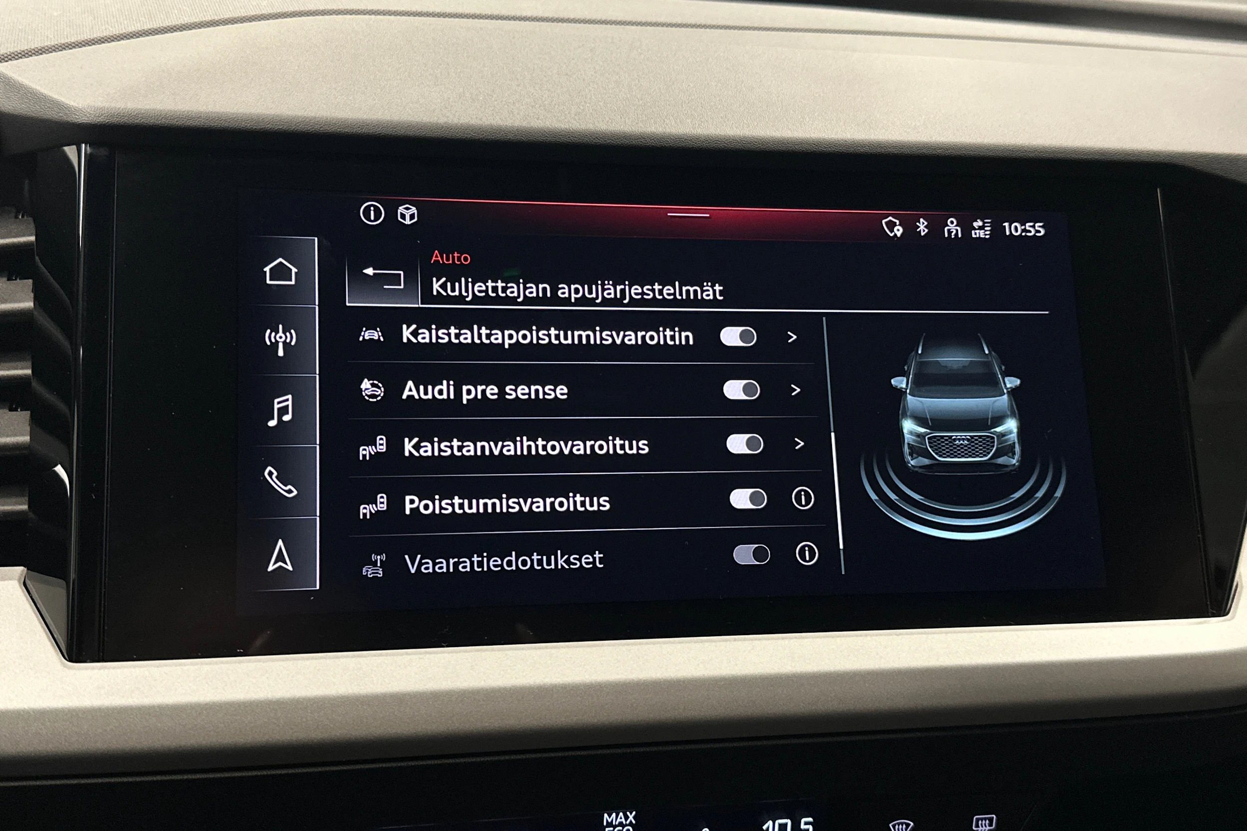 harmaa Audi Q4 e-tron 2023 kuva 27.