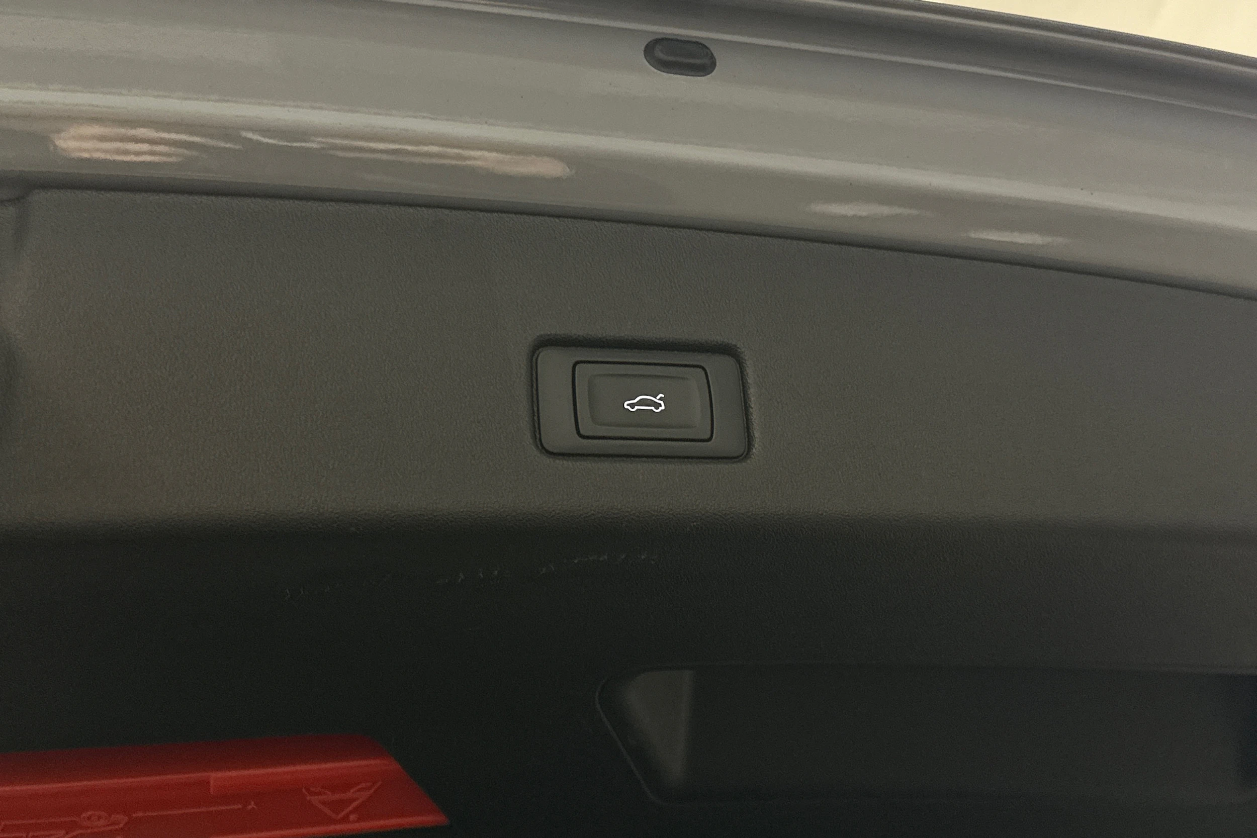 harmaa Audi Q4 e-tron 2023 kuva 37.