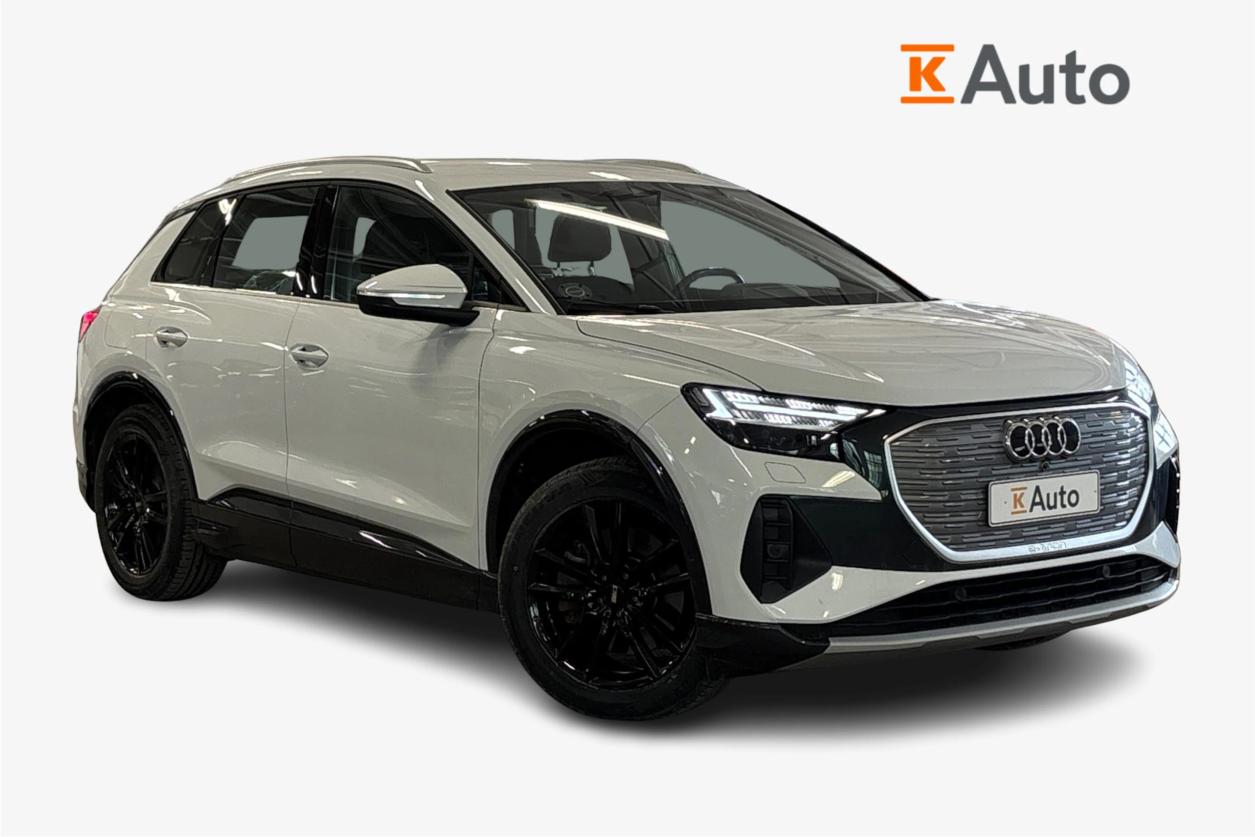 valkoinen Audi Q4 e-tron 2023 kuva 1.