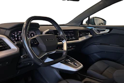 harmaa Audi Q4 e-tron 2023 kuva 3.
