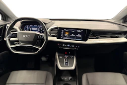 harmaa Audi Q4 e-tron 2023 kuva 7.