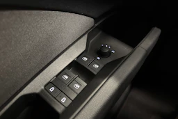 harmaa Audi Q4 e-tron 2023 kuva 15.