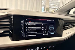 harmaa Audi Q4 e-tron 2023 kuva 20.