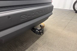 harmaa Audi Q4 e-tron 2023 kuva 27.