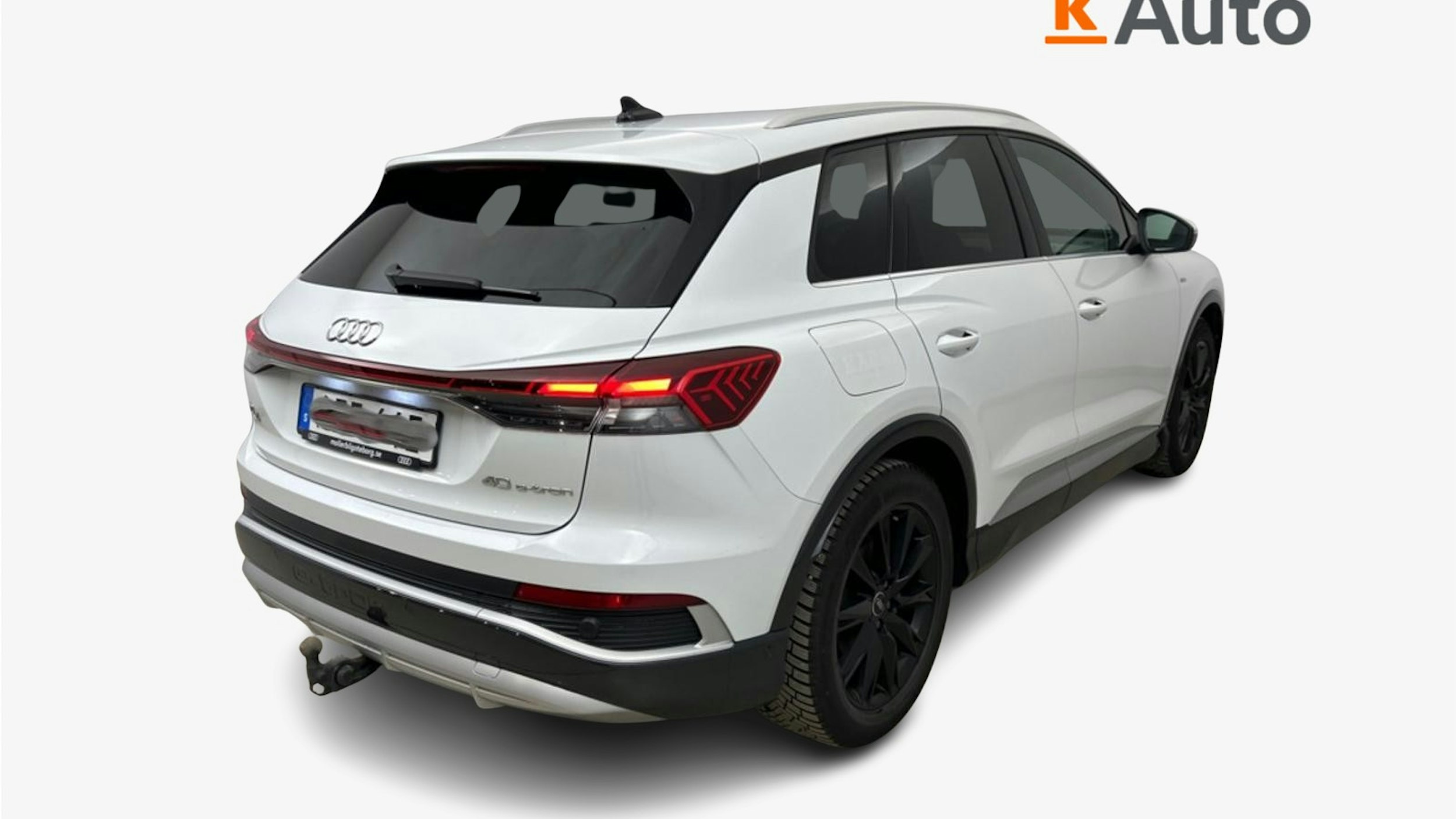 valkoinen Audi Q4 e-tron 2023 kuva 2.