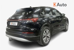 met. musta Audi Q4 e-tron 2023 kuva 2.