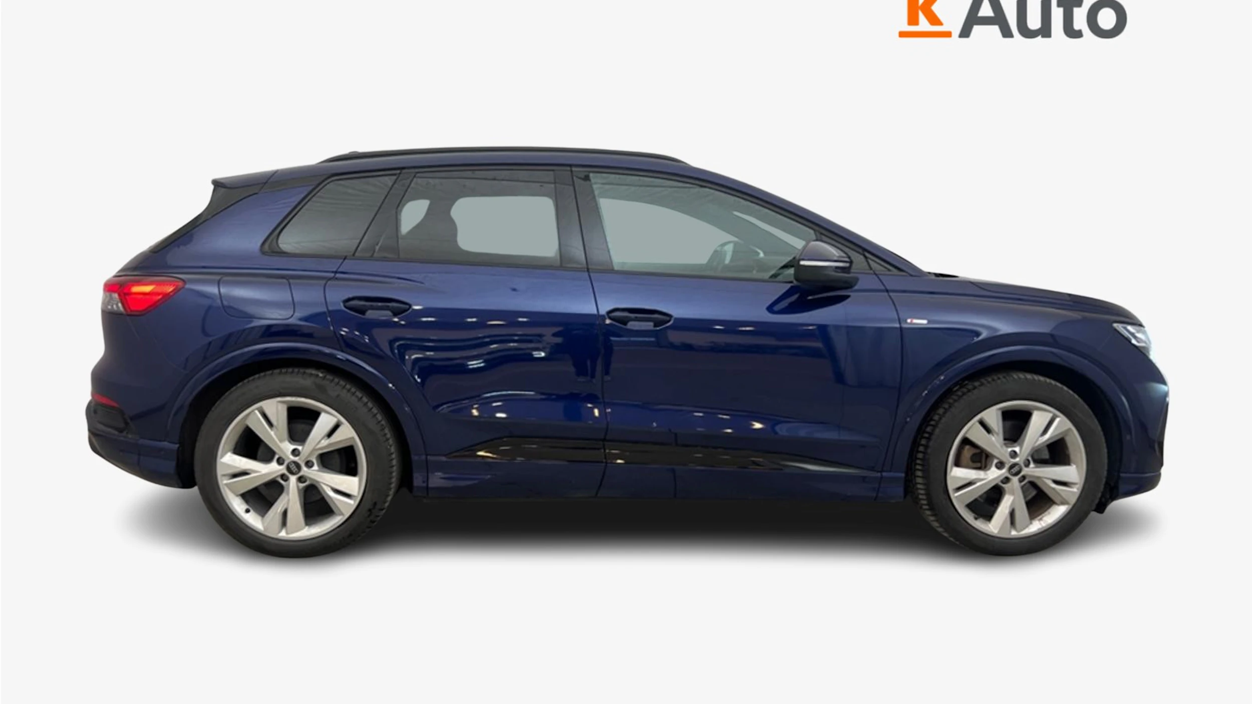 met. sininen Audi Q4 e-tron 2023 kuva 4.