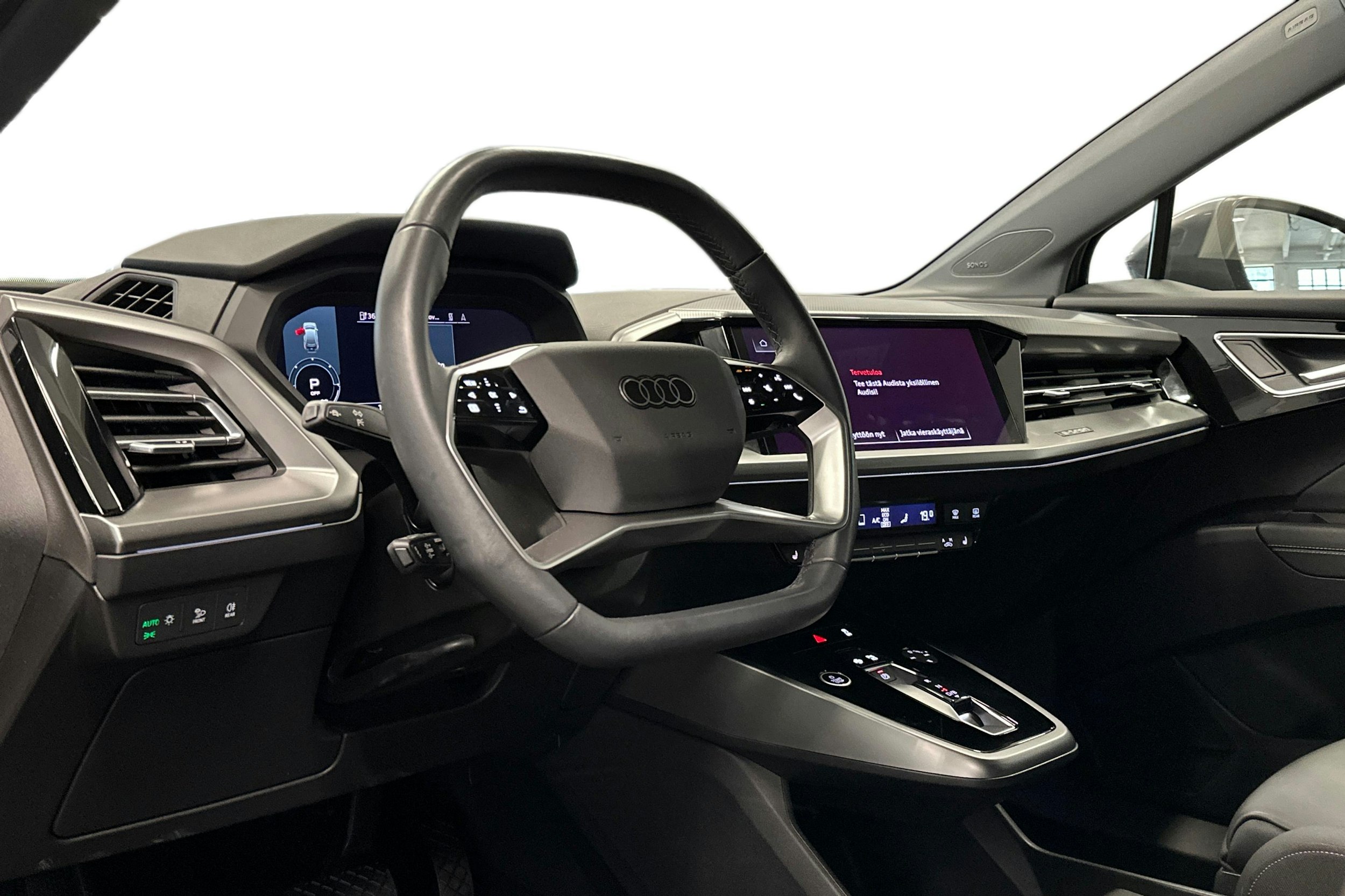 hopea Audi Q4 e-tron 2023 kuva 3.