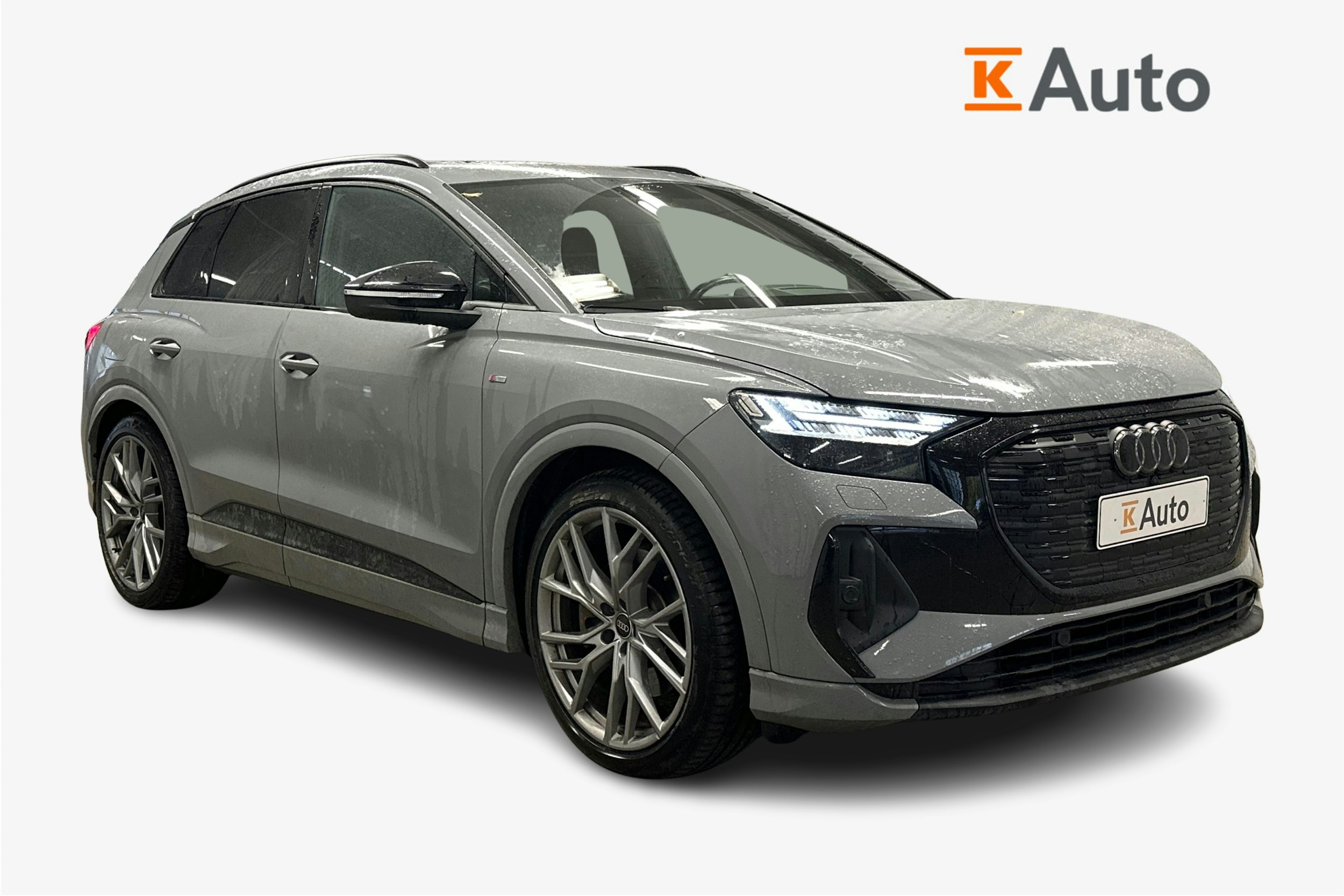 harmaa Audi Q4 e-tron 2023 kuva 1.