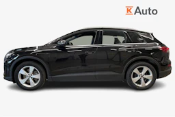musta Audi Q4 e-tron 2023 kuva 7.