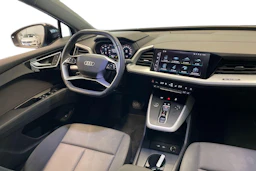 musta Audi Q4 e-tron 2023 kuva 9.