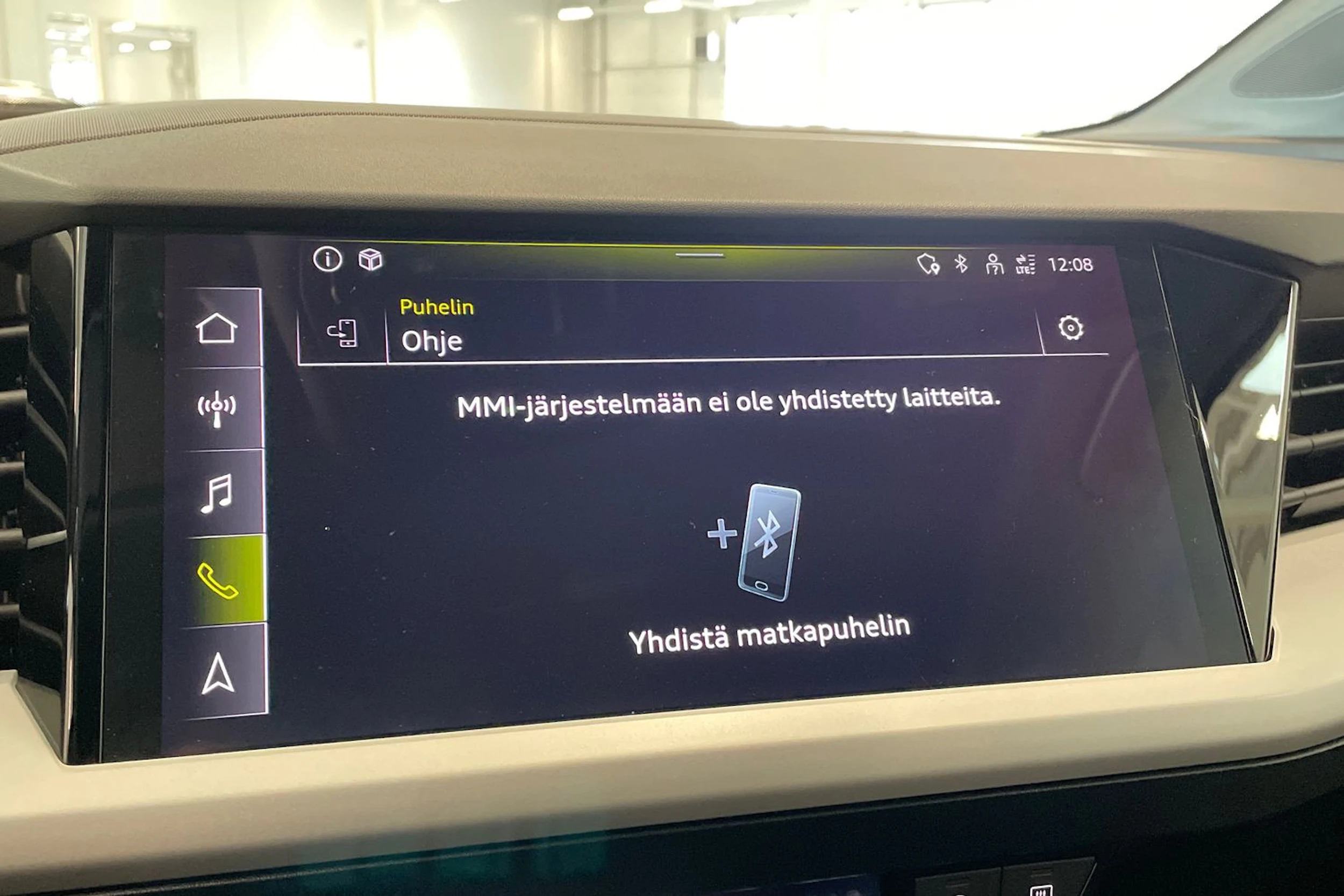 musta Audi Q4 e-tron 2023 kuva 28.