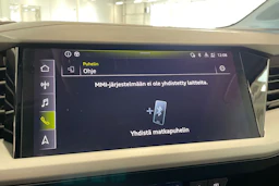 musta Audi Q4 e-tron 2023 kuva 28.
