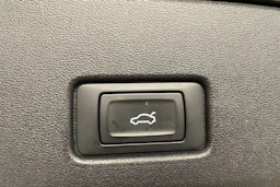 musta Audi Q4 e-tron 2023 kuva 46.