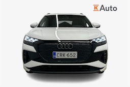 valkoinen Audi Q4 e-tron 2023 kuva 5.