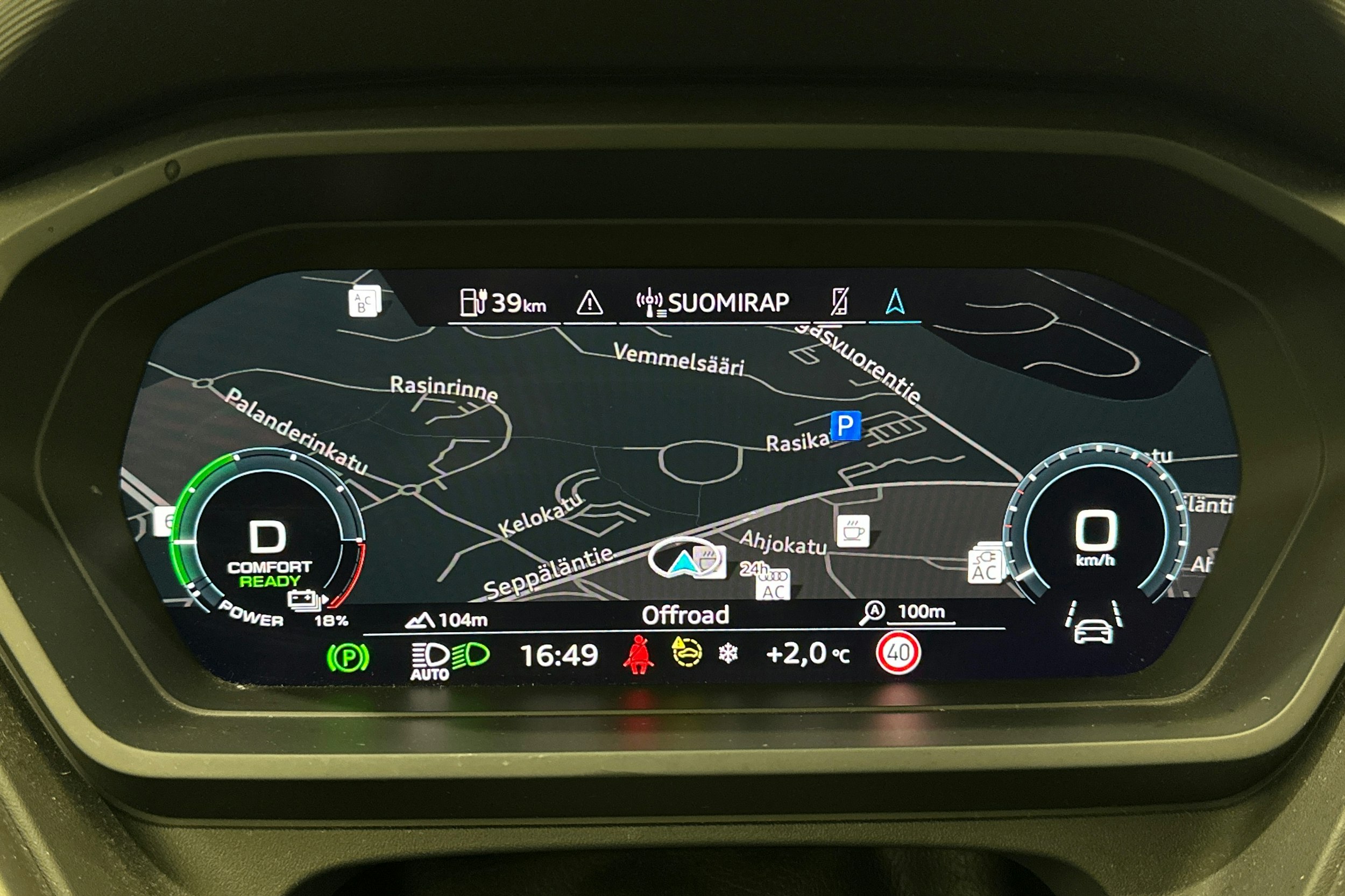 valkoinen Audi Q4 e-tron 2023 kuva 20.