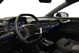 sininen Audi Q4 e-tron 2023 kuva 6.