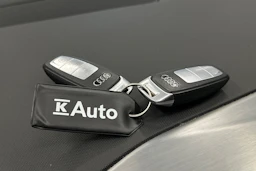 sininen Audi Q4 e-tron 2023 kuva 30.