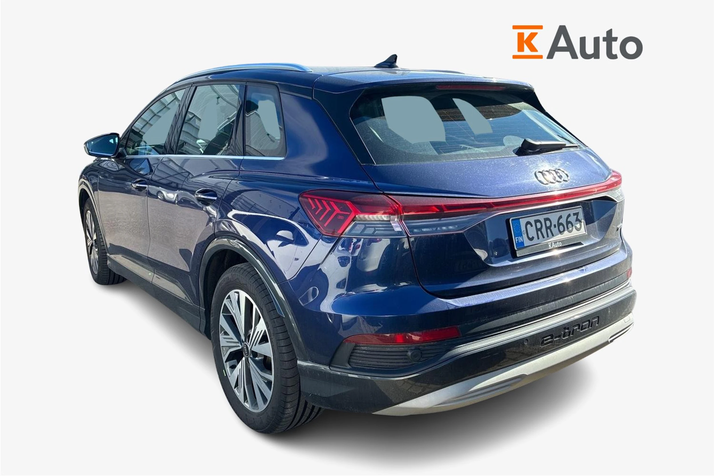 sininen Audi Q4 e-tron 2023 kuva 2.