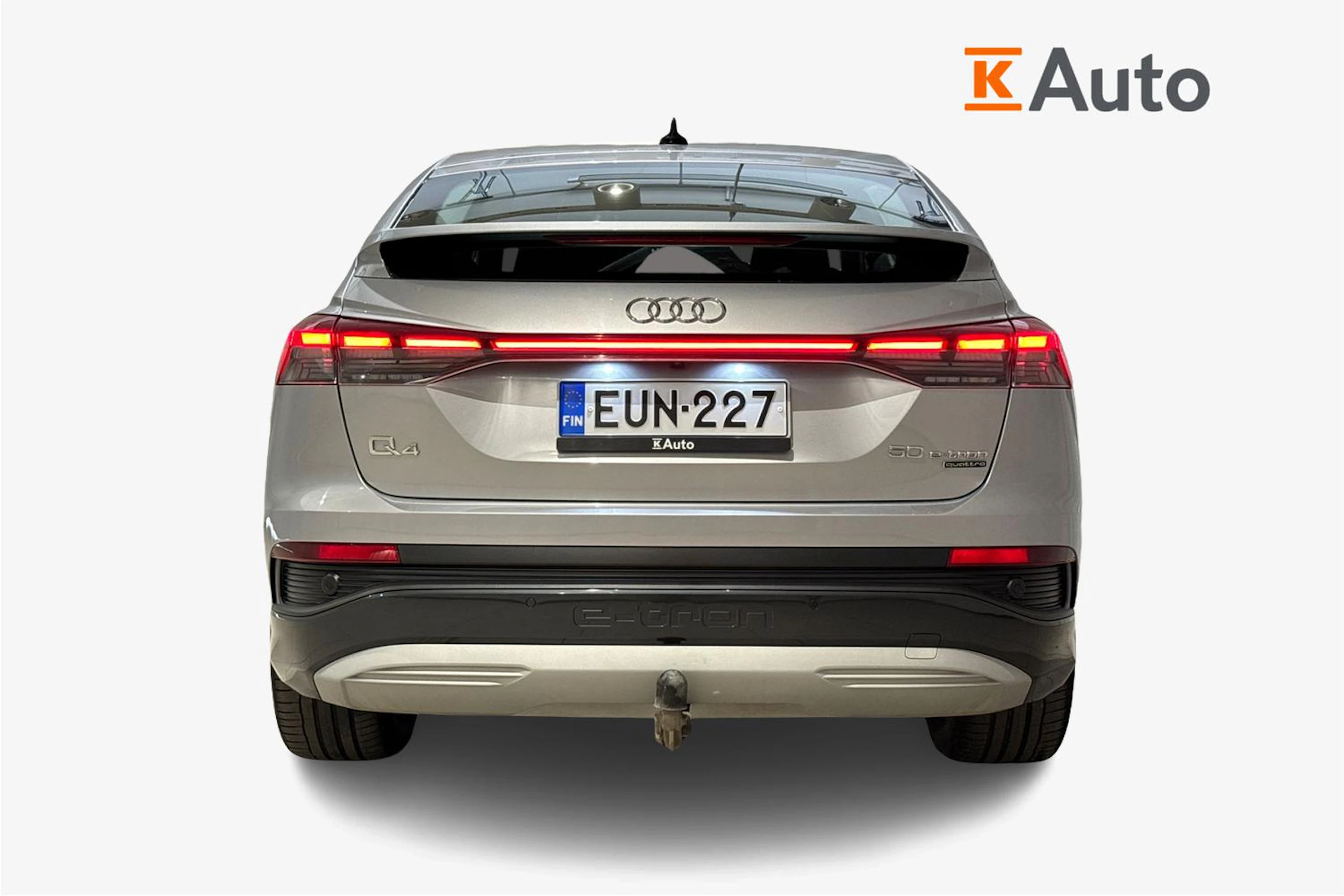 met. harmaa Audi Q4 e-tron 2023 kuva 4.