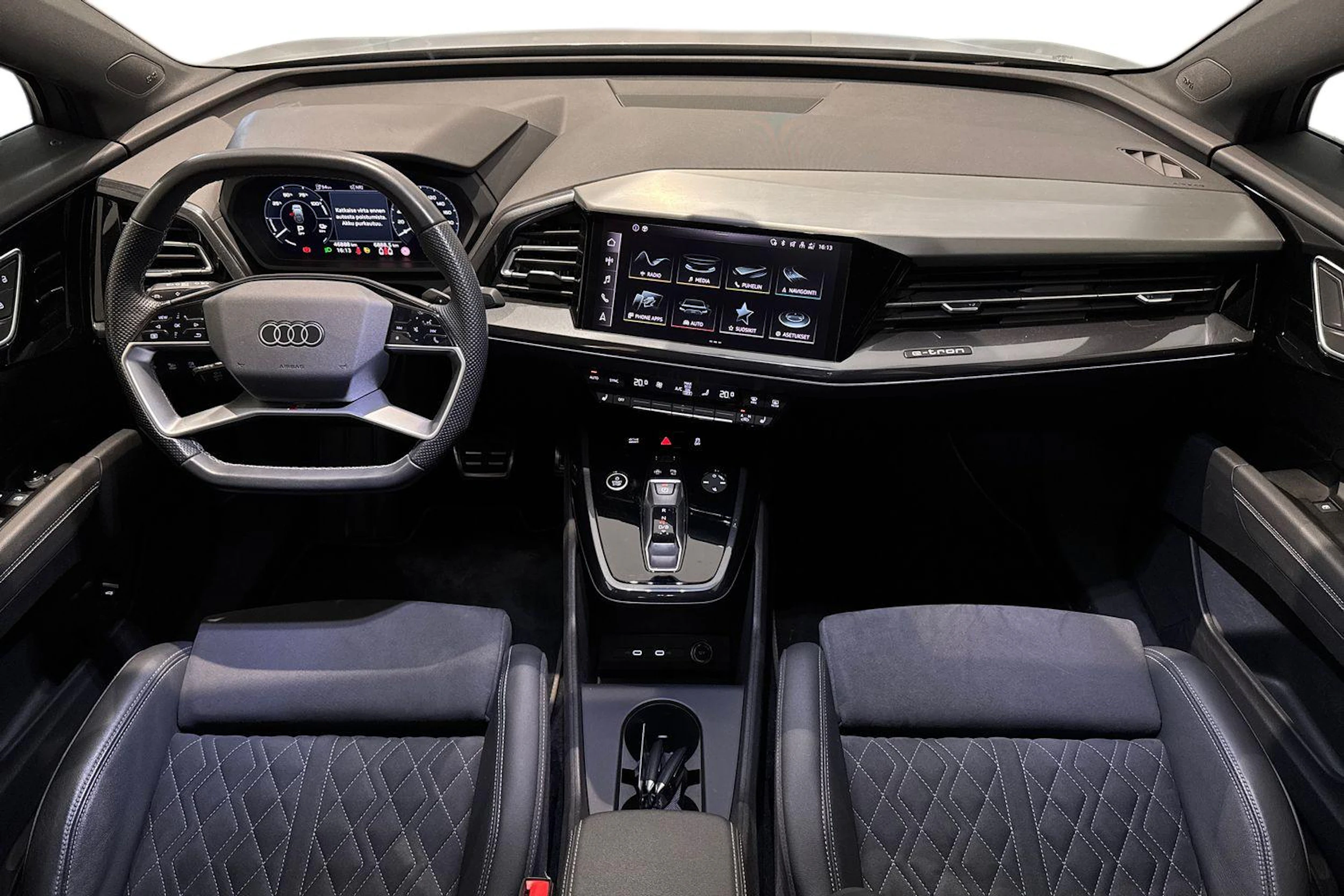 met. harmaa Audi Q4 e-tron 2023 kuva 9.
