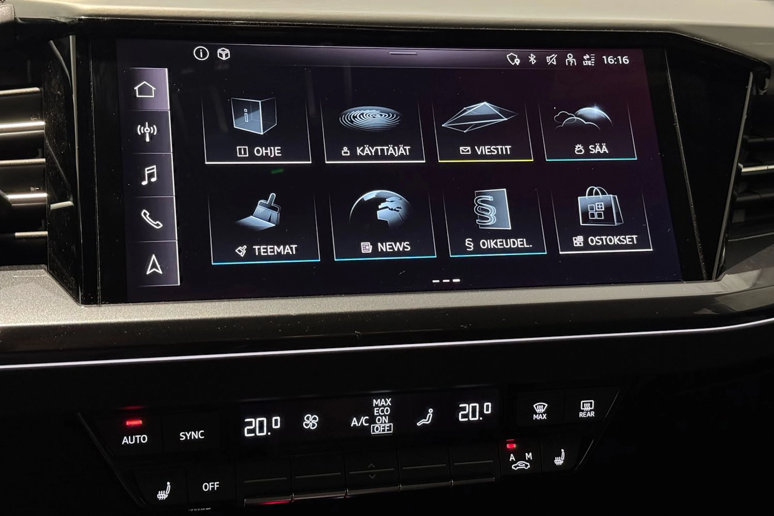 met. harmaa Audi Q4 e-tron 2023 kuva 27.