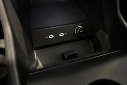 met. harmaa Audi Q4 e-tron 2023 kuva 33.