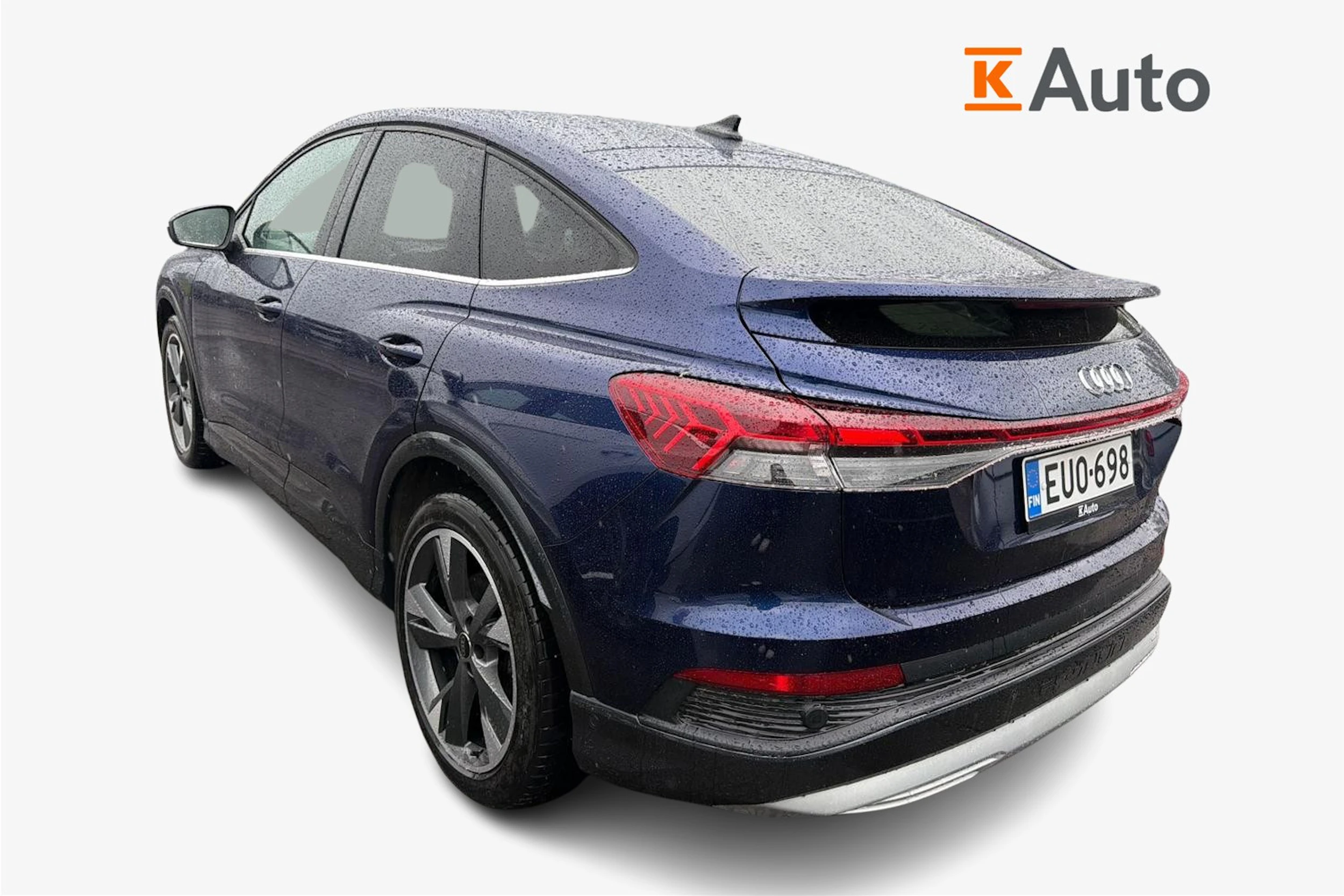 sininen Audi Q4 e-tron 2023 kuva 2.