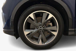 sininen Audi Q4 e-tron 2023 kuva 9.