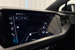 sininen Audi Q4 e-tron 2023 kuva 22.