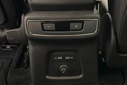 sininen Audi Q4 e-tron 2023 kuva 25.