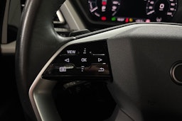 valkoinen Audi Q4 e-tron 2023 kuva 15.
