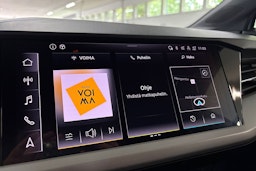 valkoinen Audi Q4 e-tron 2023 kuva 19.