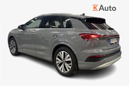 Harmaa Audi Q4 e-tron 2023 kuva 2.