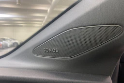 Harmaa Audi Q4 e-tron 2023 kuva 25.
