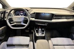 harmaa Audi Q4 e-tron 2023 kuva 9.