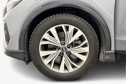 harmaa Audi Q4 e-tron 2023 kuva 11.