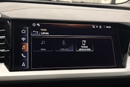 sininen Audi Q4 e-tron 2023 kuva 25.