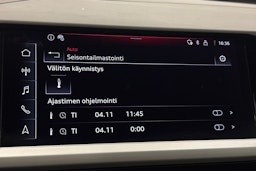 sininen Audi Q4 e-tron 2023 kuva 34.