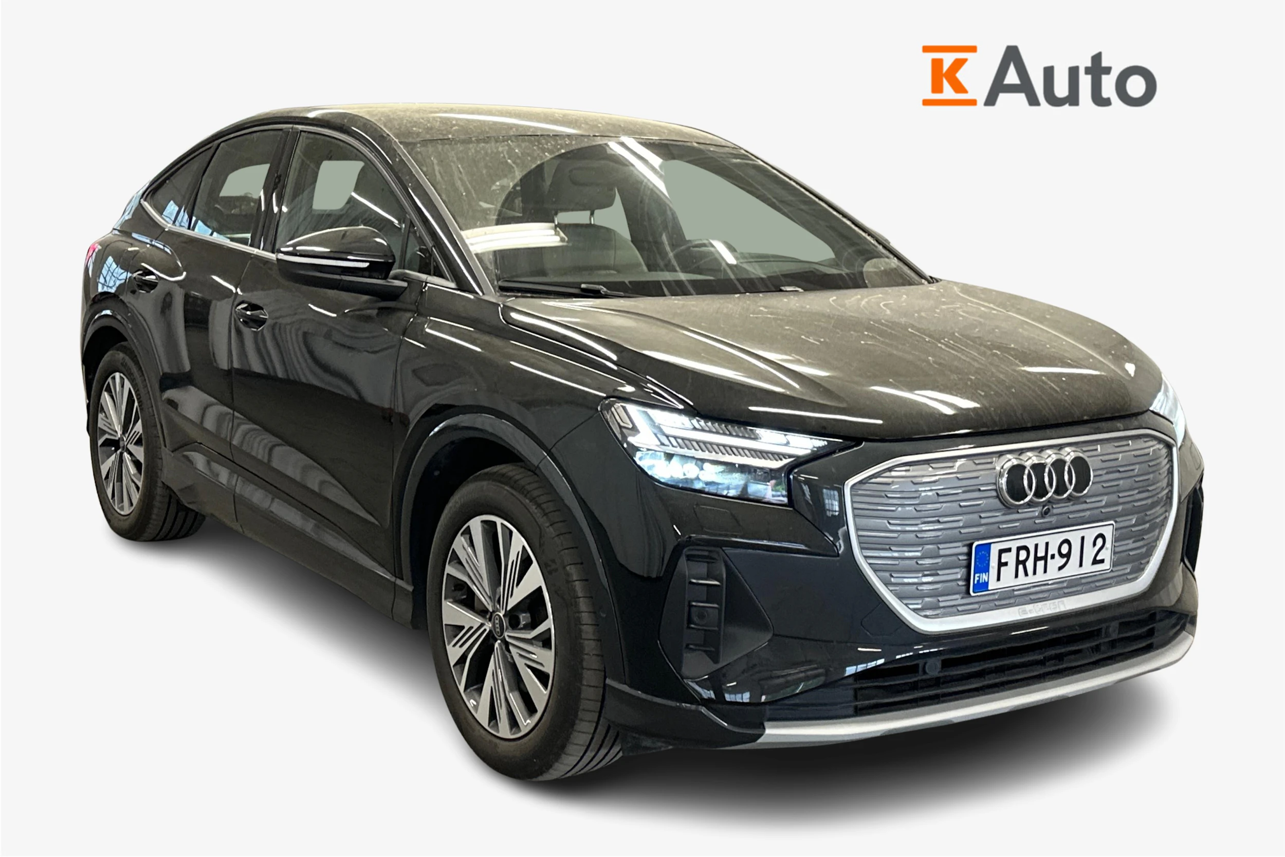musta Audi Q4 e-tron 2023 kuva 1.